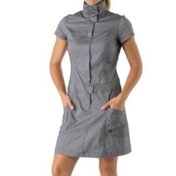 Arc'teryx Dresses & Skirts - Arc’teryx Blasa half-zip low waist dress with pockets grey-blue Size 8